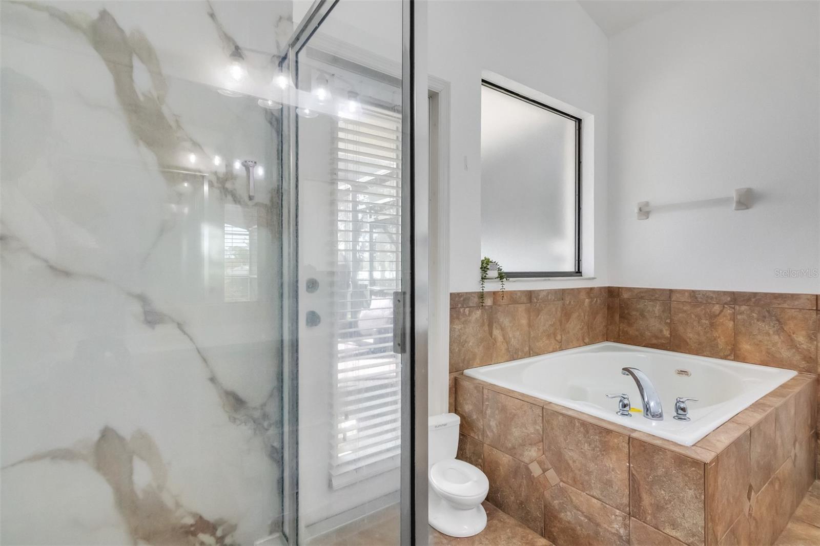 Image 10 of 27 For 907 Bridgeford Crossing Boulevard