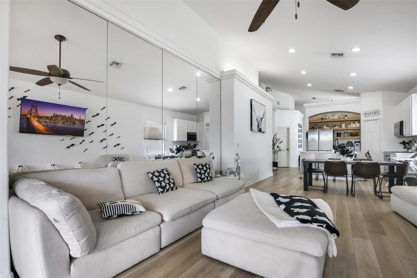 Image 14 of 27 For 907 Bridgeford Crossing Boulevard