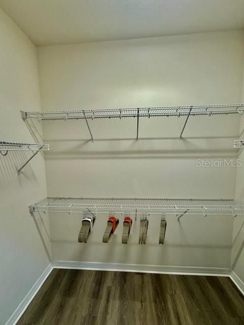 Image 21 of 37 For 10264 Henbury Street