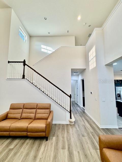 Image 5 of 37 For 10264 Henbury Street