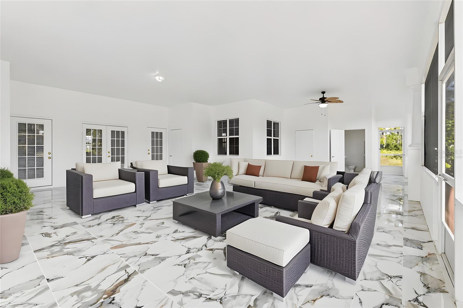 Image 14 of 49 For 6031 Bancroft Boulevard