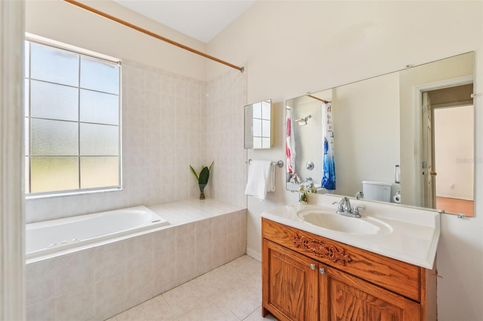 Image 23 of 49 For 6031 Bancroft Boulevard