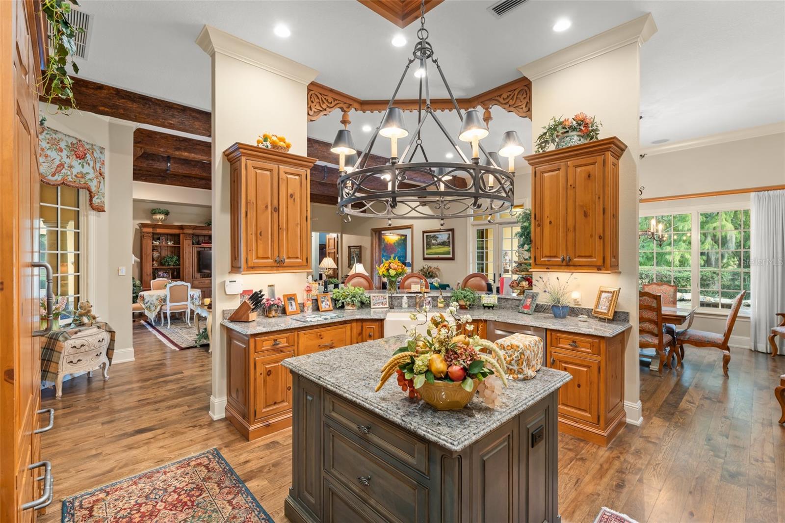 Image 19 of 67 For 4711 Joanna Garden Ct