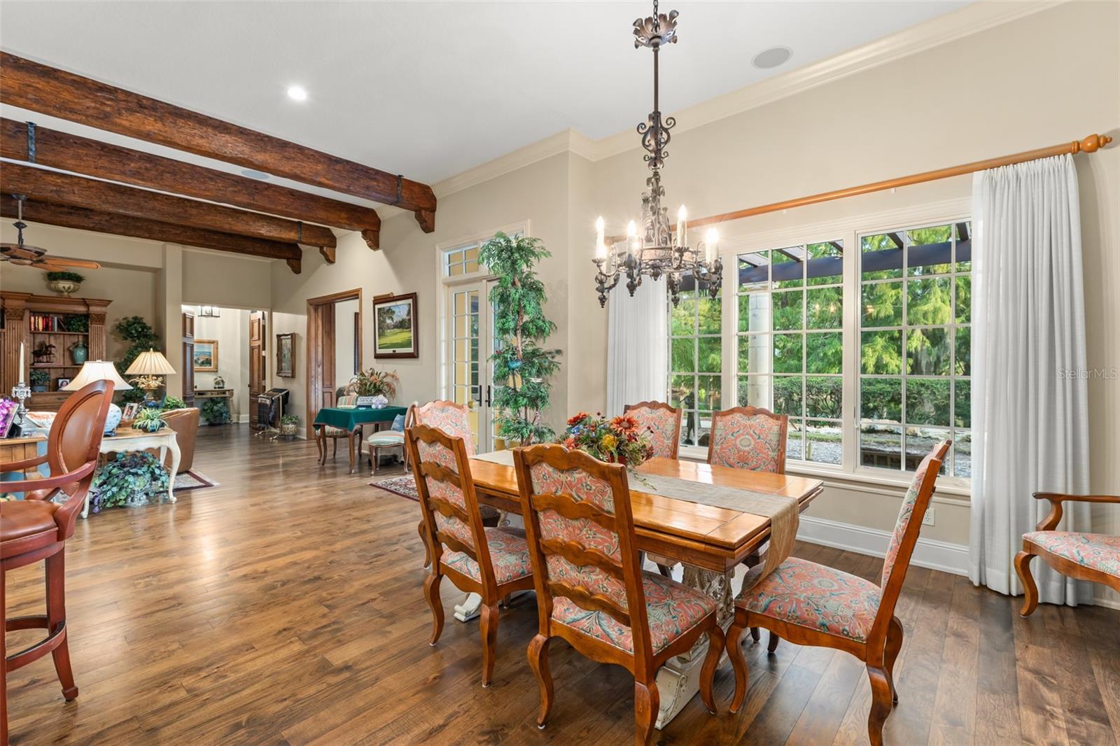 Image 25 of 67 For 4711 Joanna Garden Ct