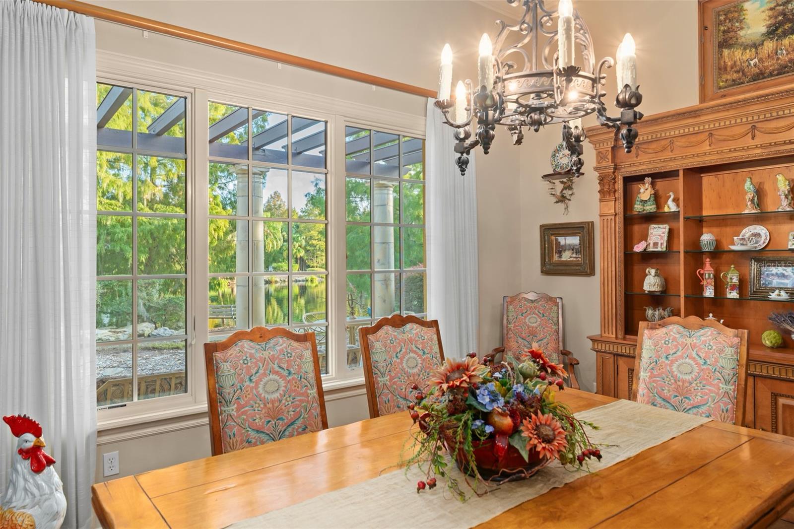 Image 26 of 67 For 4711 Joanna Garden Ct