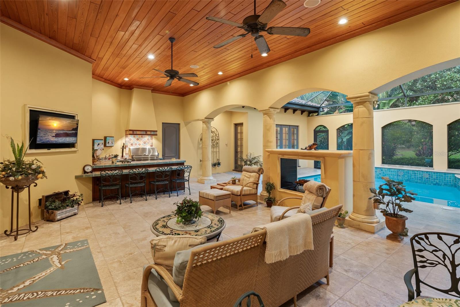 Image 3 of 67 For 4711 Joanna Garden Ct