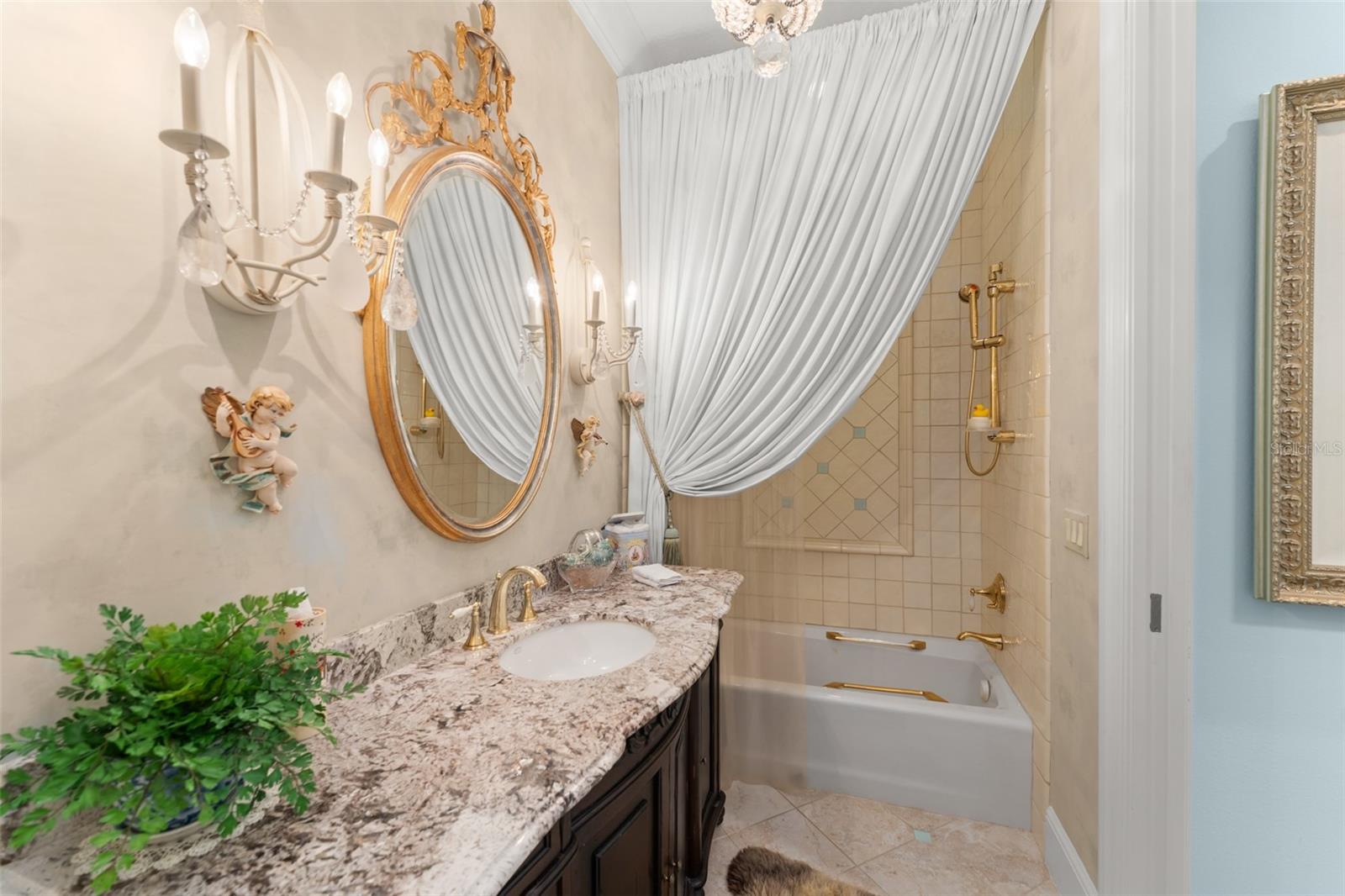 Image 43 of 67 For 4711 Joanna Garden Ct