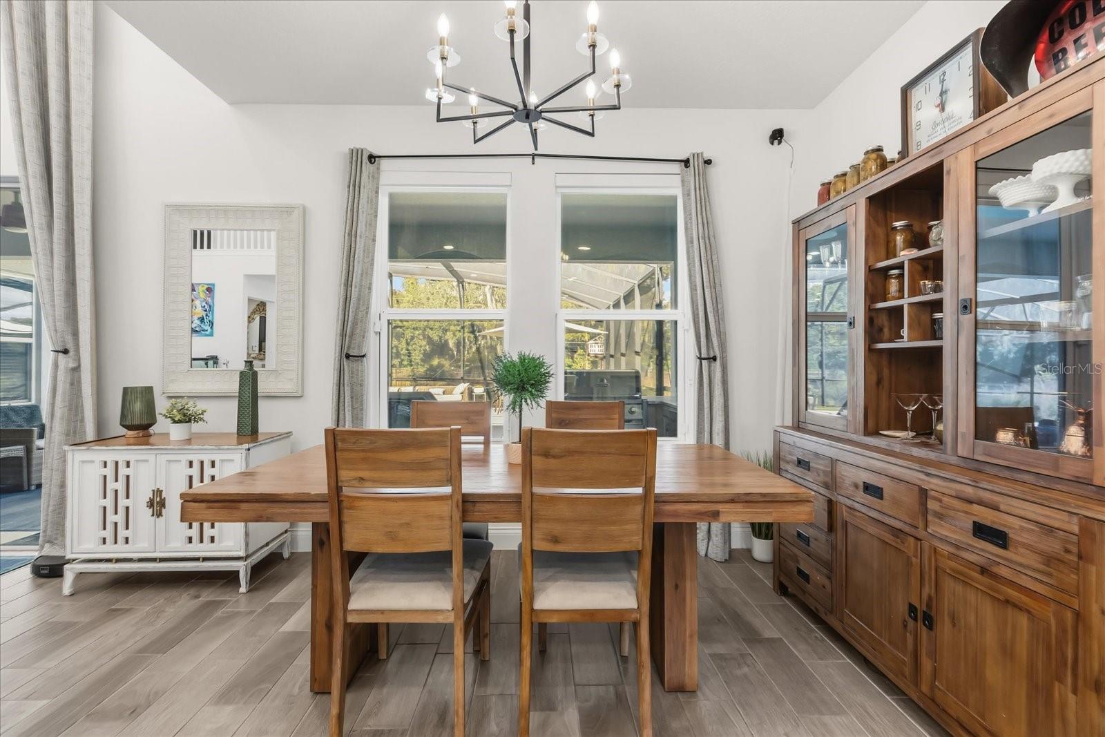 Image 21 of 70 For 639 Primrose Willow Way