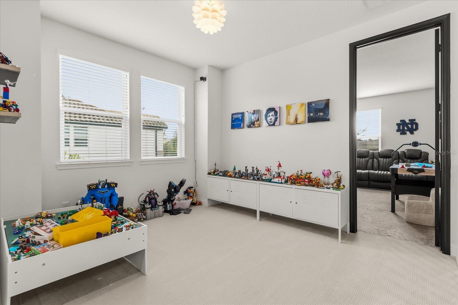 Image 33 of 70 For 639 Primrose Willow Way