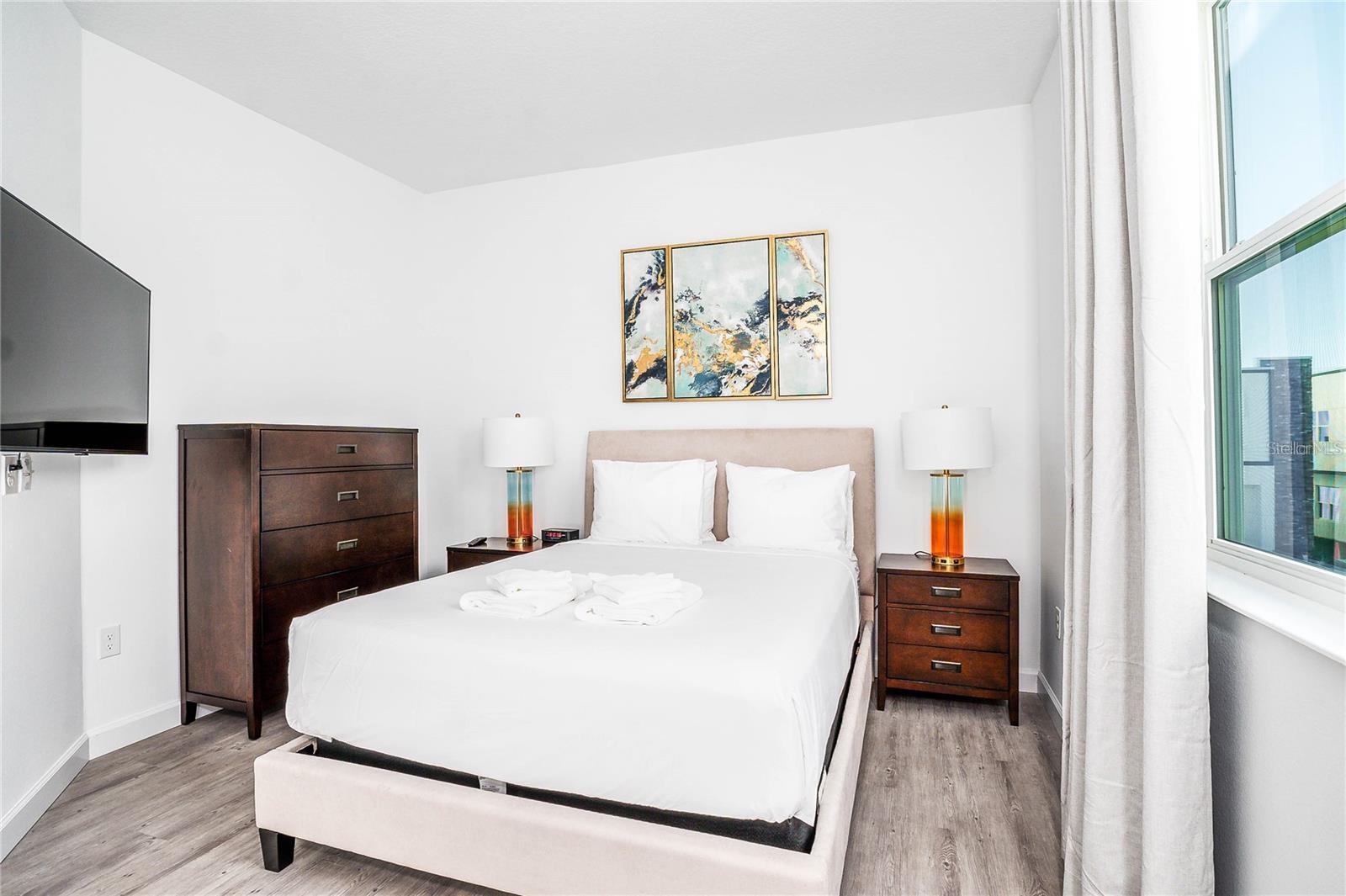 Image 11 of 32 For 392 Famagusta Drive