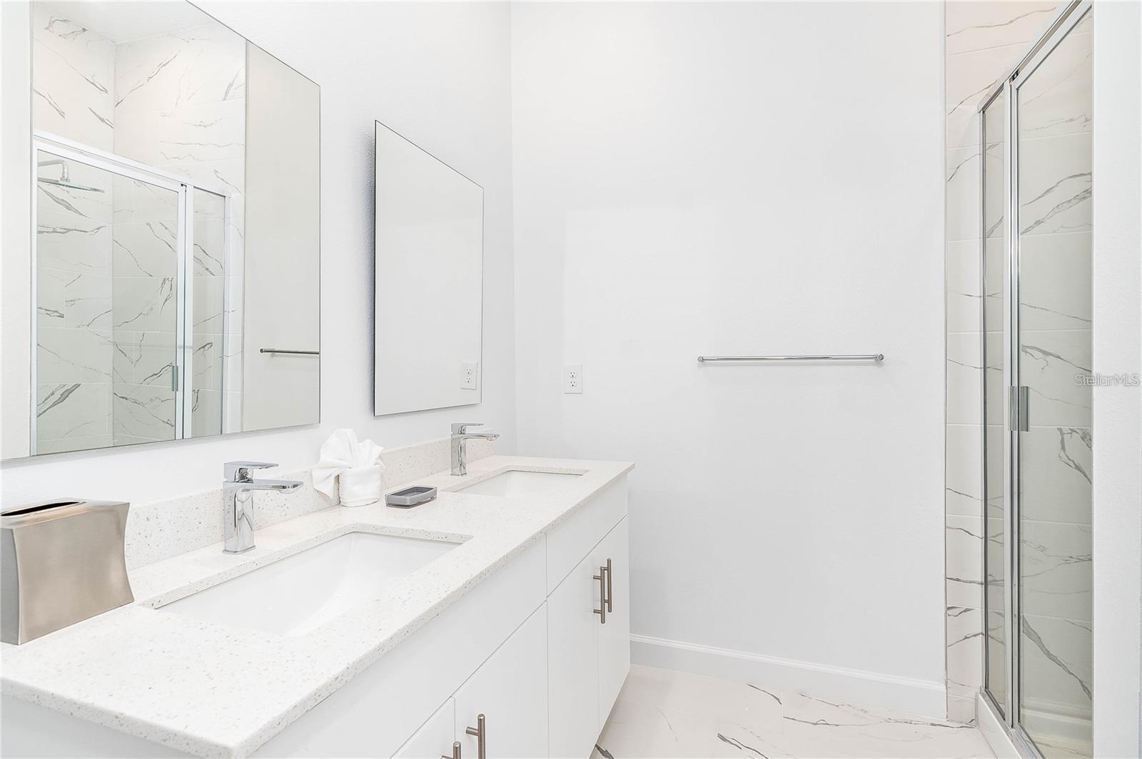 Image 17 of 32 For 392 Famagusta Drive