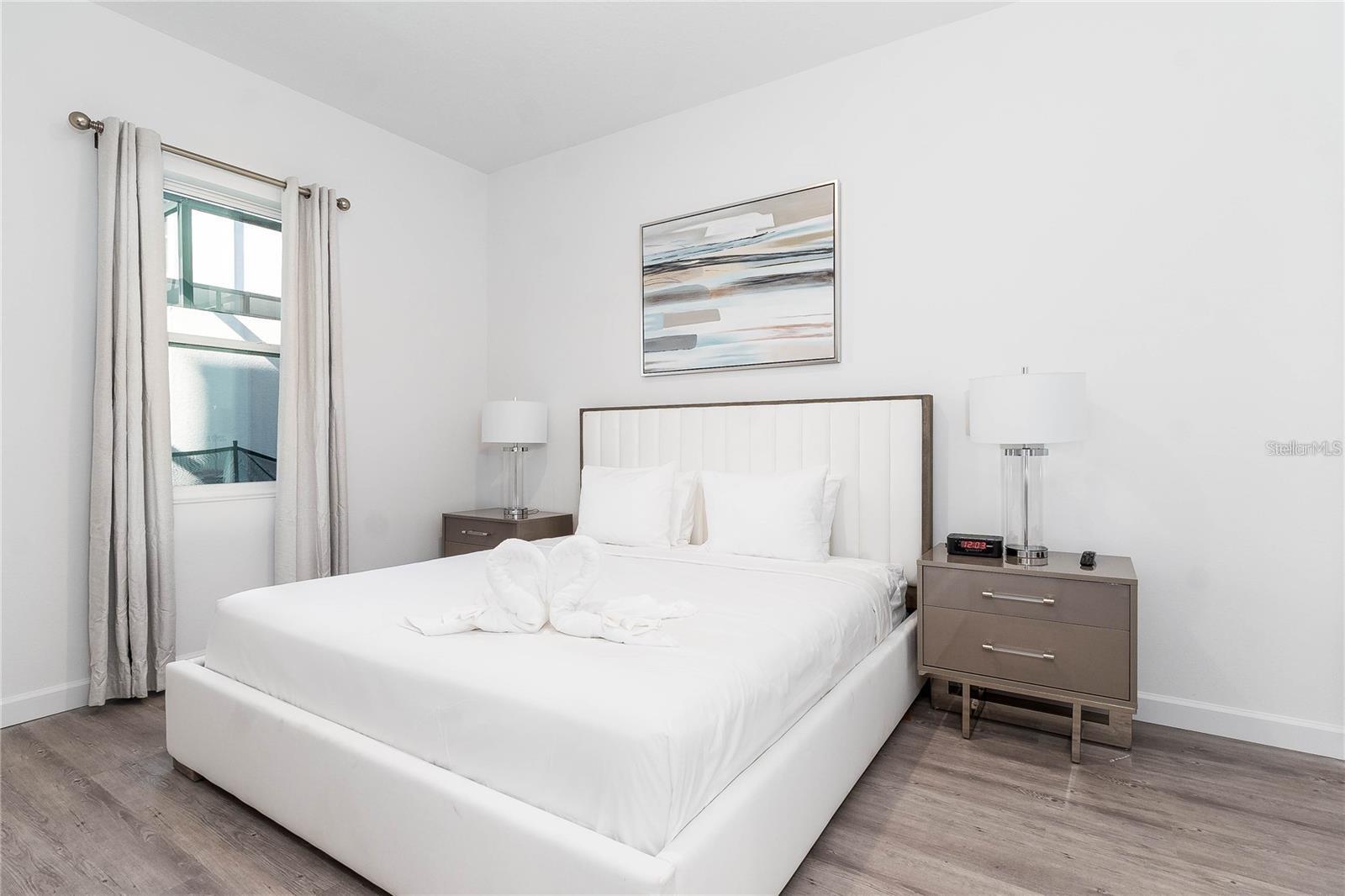 Image 26 of 32 For 392 Famagusta Drive