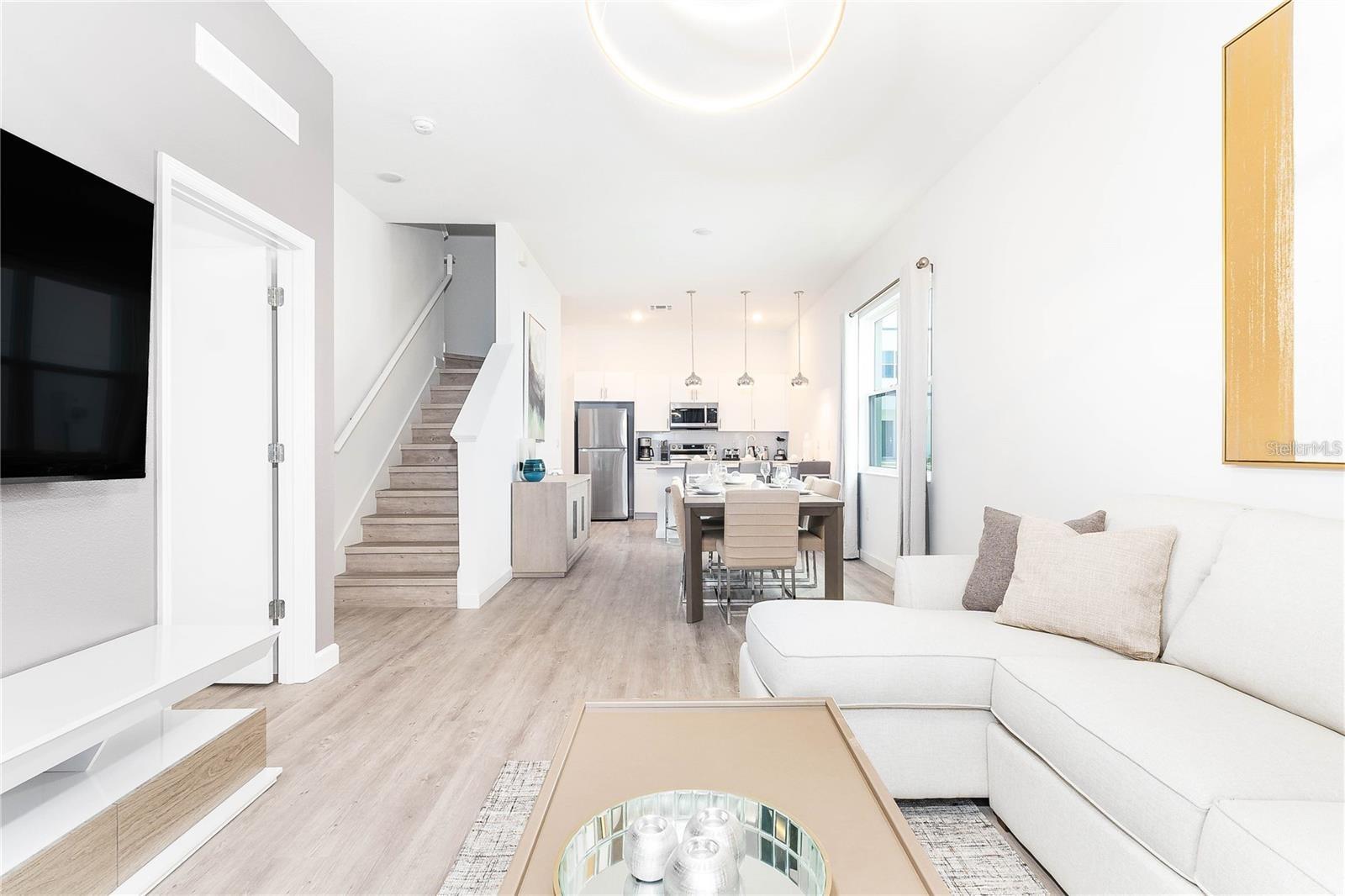 Image 9 of 32 For 392 Famagusta Drive