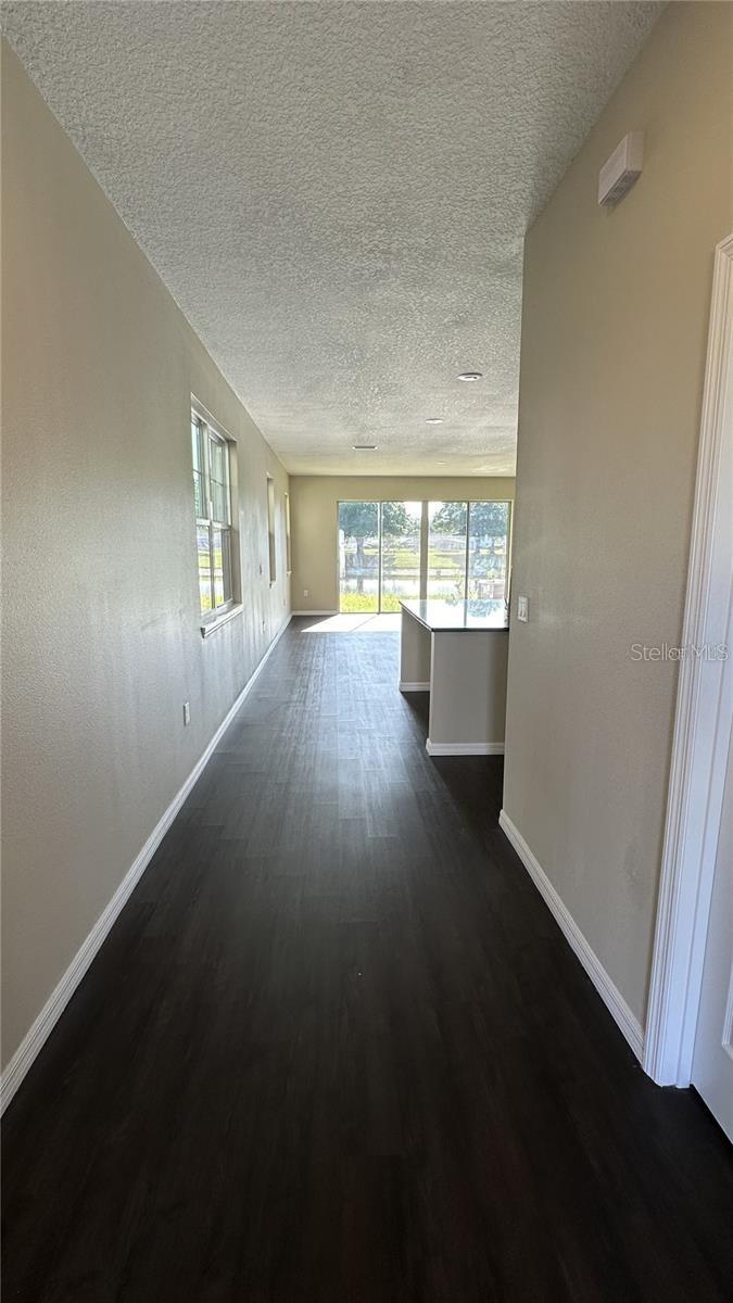 Image 3 of 19 For 619 Lake Shore Parkway