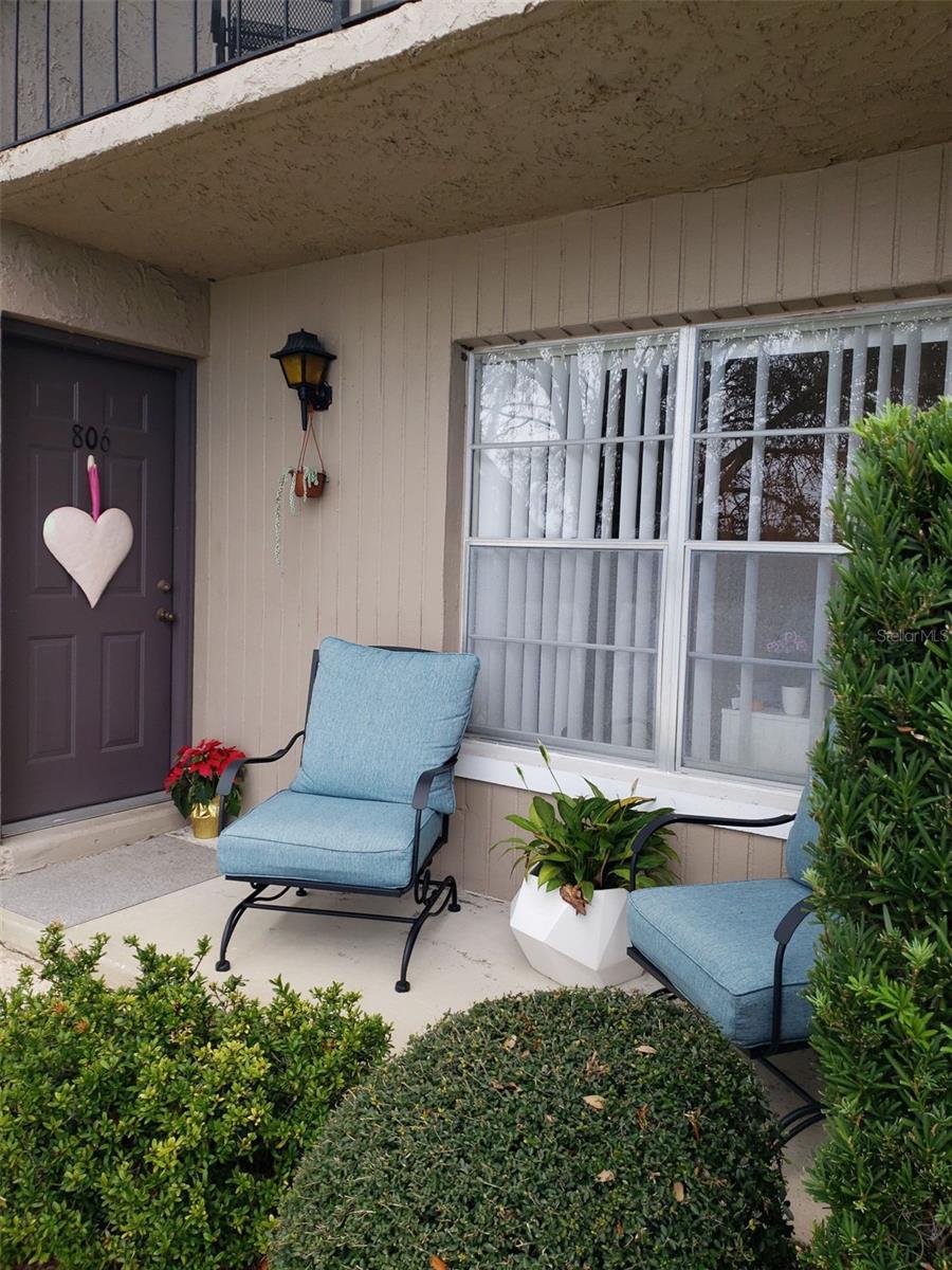 Image 2 of 15 For 806 Town Circle 156