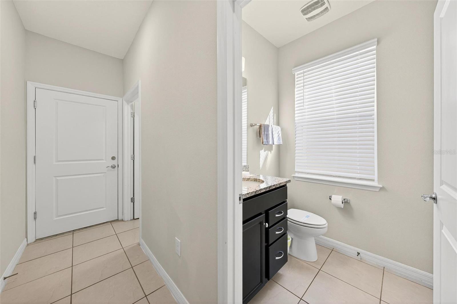 Image 31 of 90 For 3404 Lilac Way