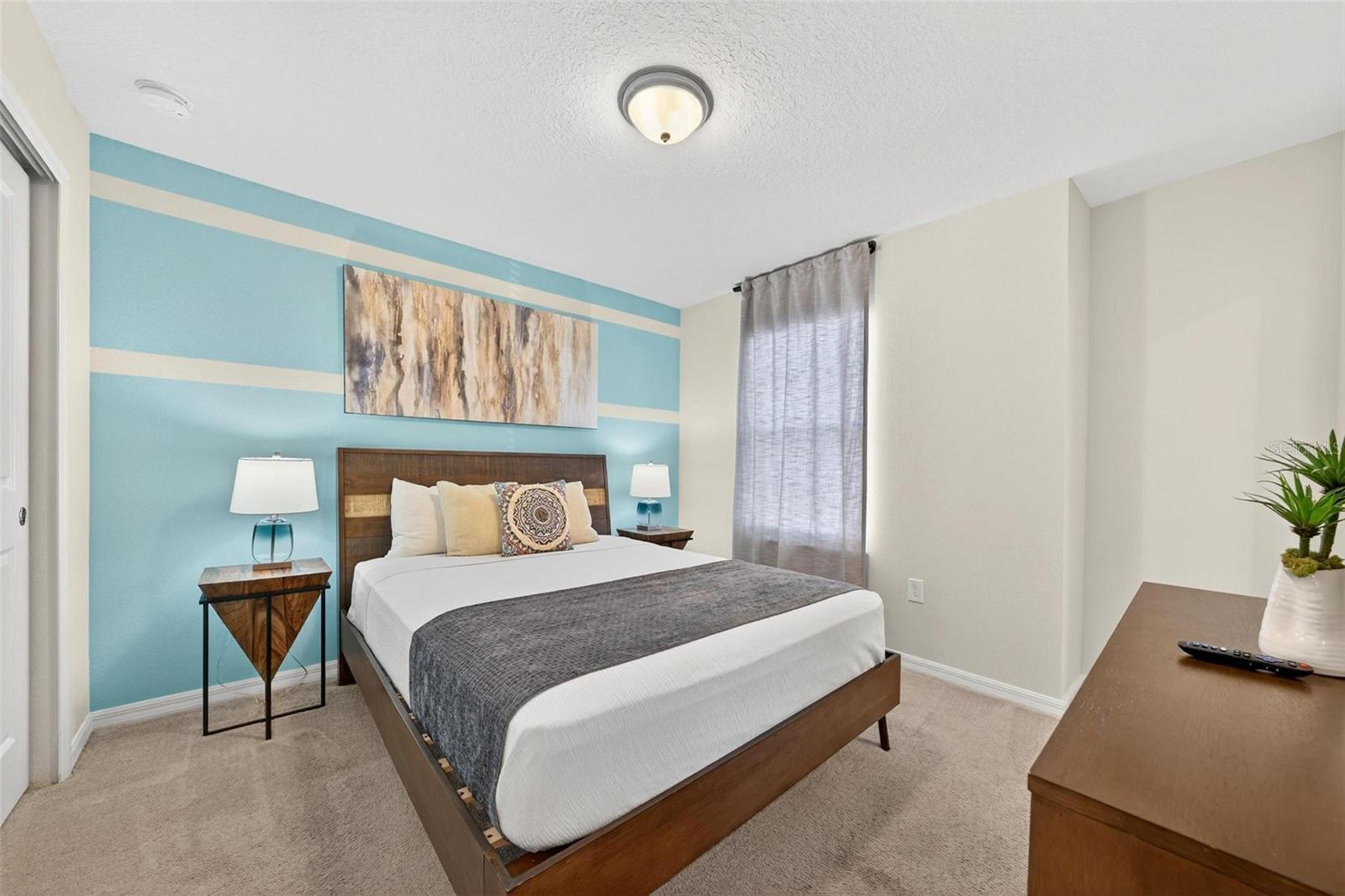 Image 43 of 90 For 3404 Lilac Way