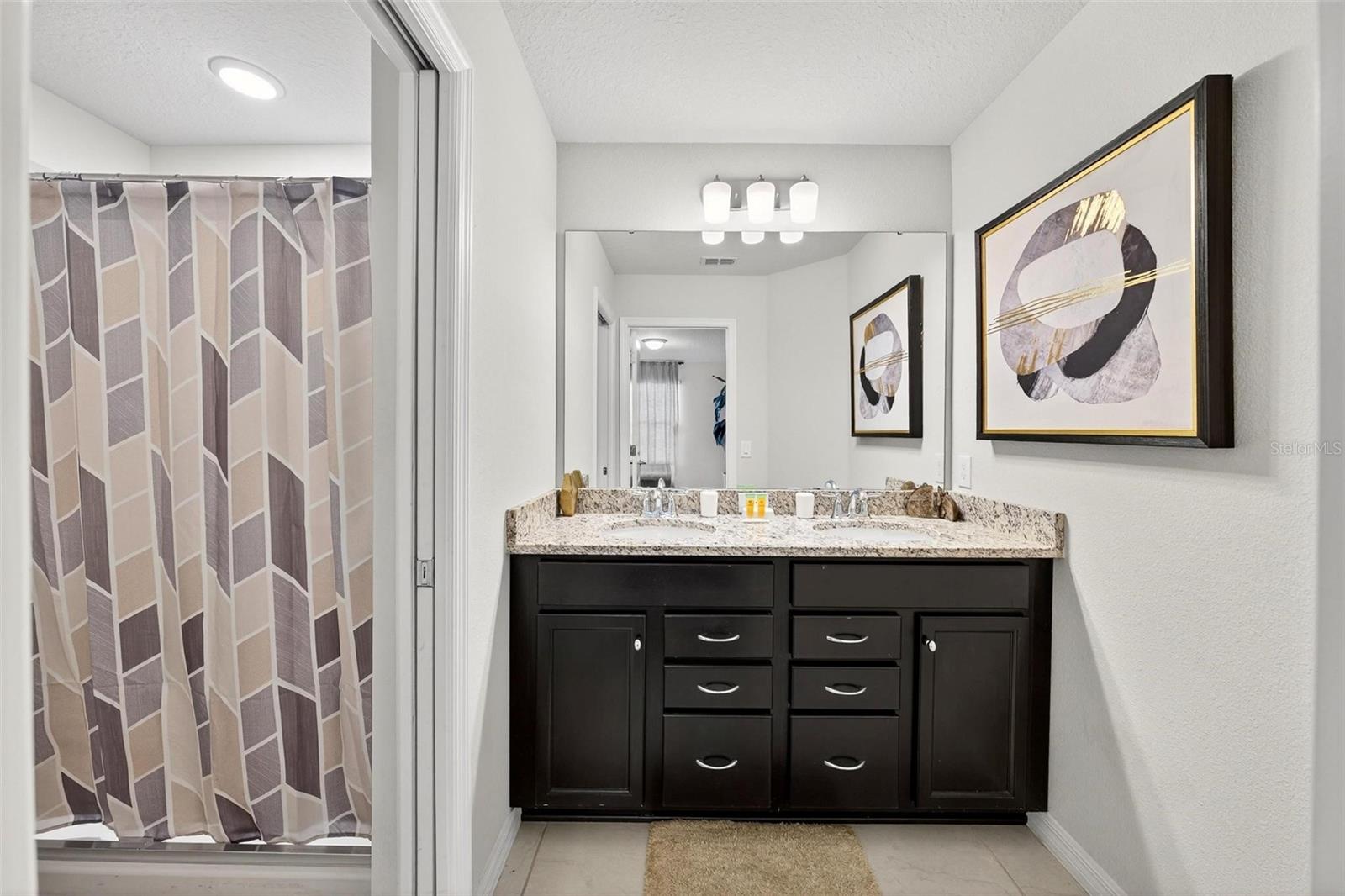 Image 51 of 90 For 3404 Lilac Way