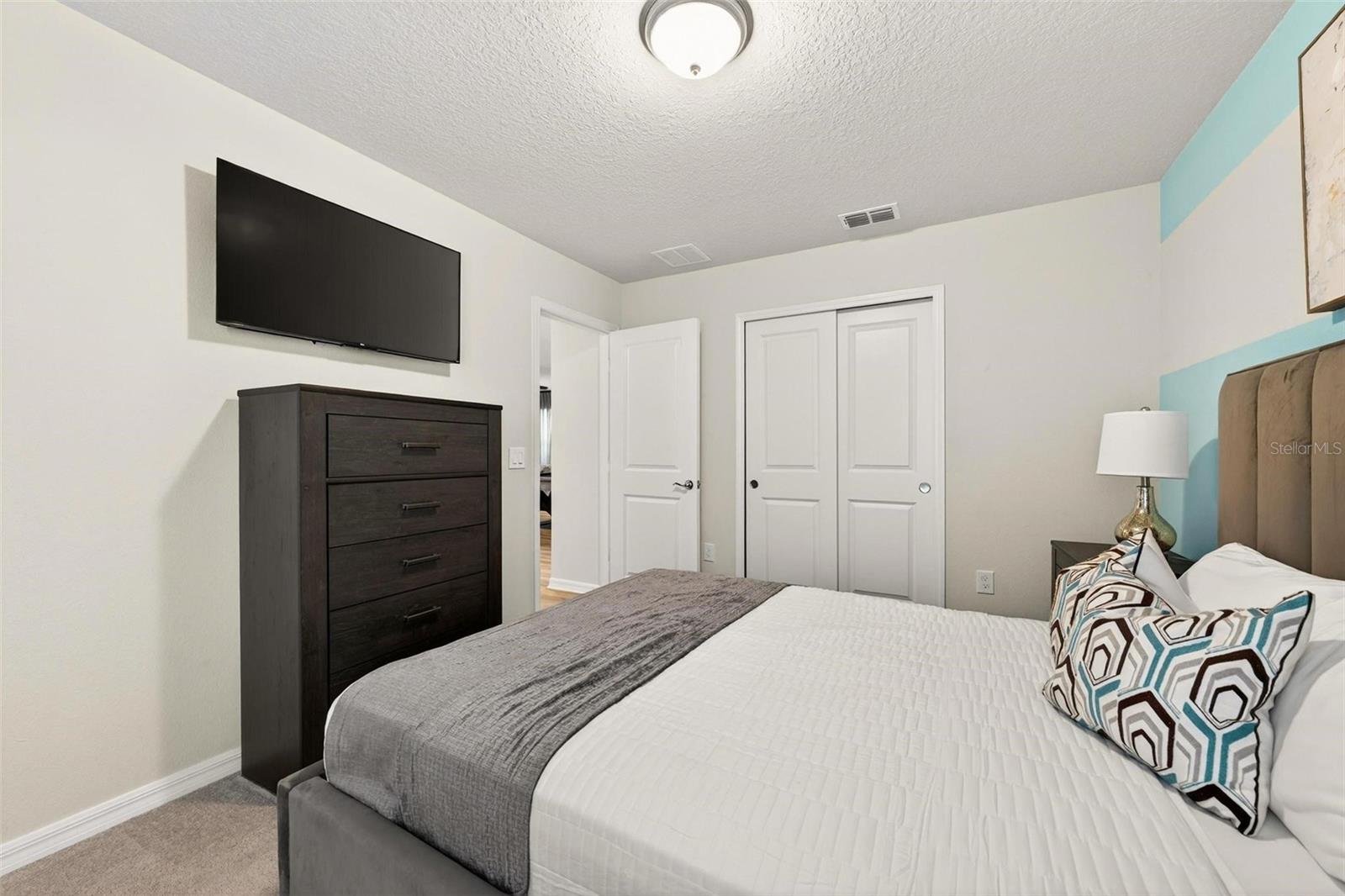 Image 55 of 90 For 3404 Lilac Way