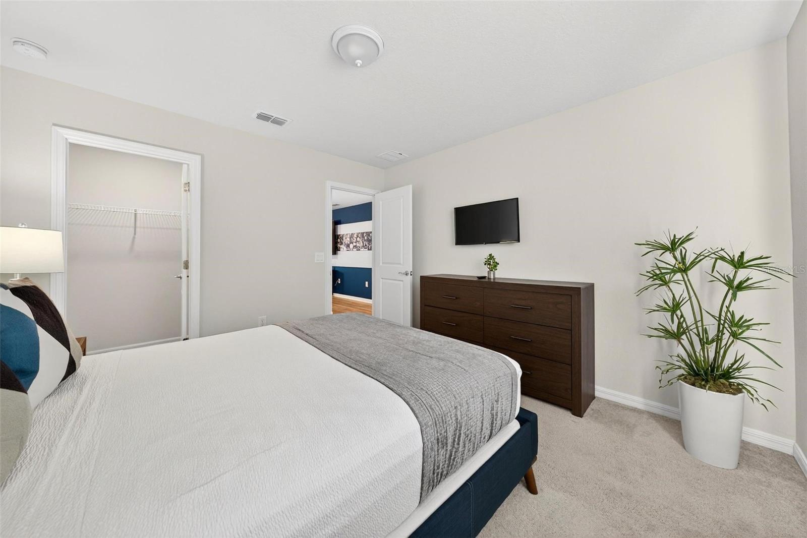 Image 65 of 90 For 3404 Lilac Way