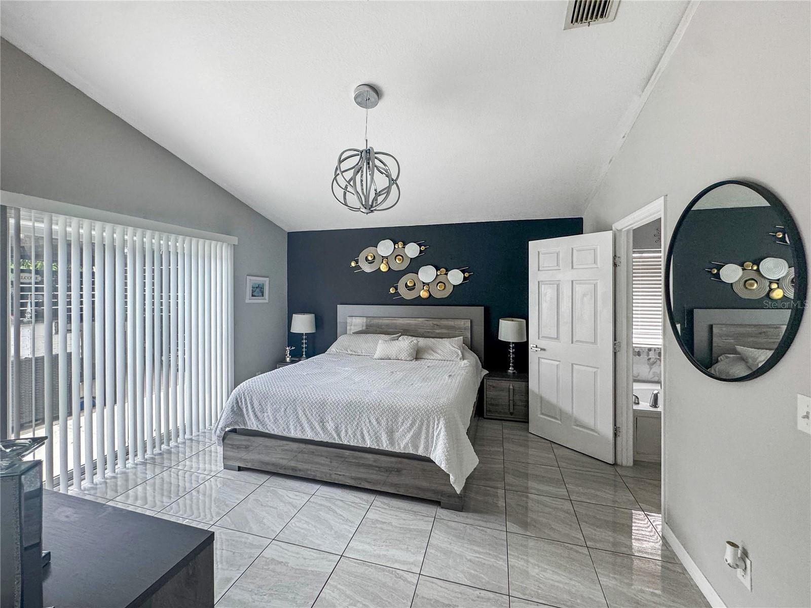 Image 10 of 19 For 2804 Shumard Street