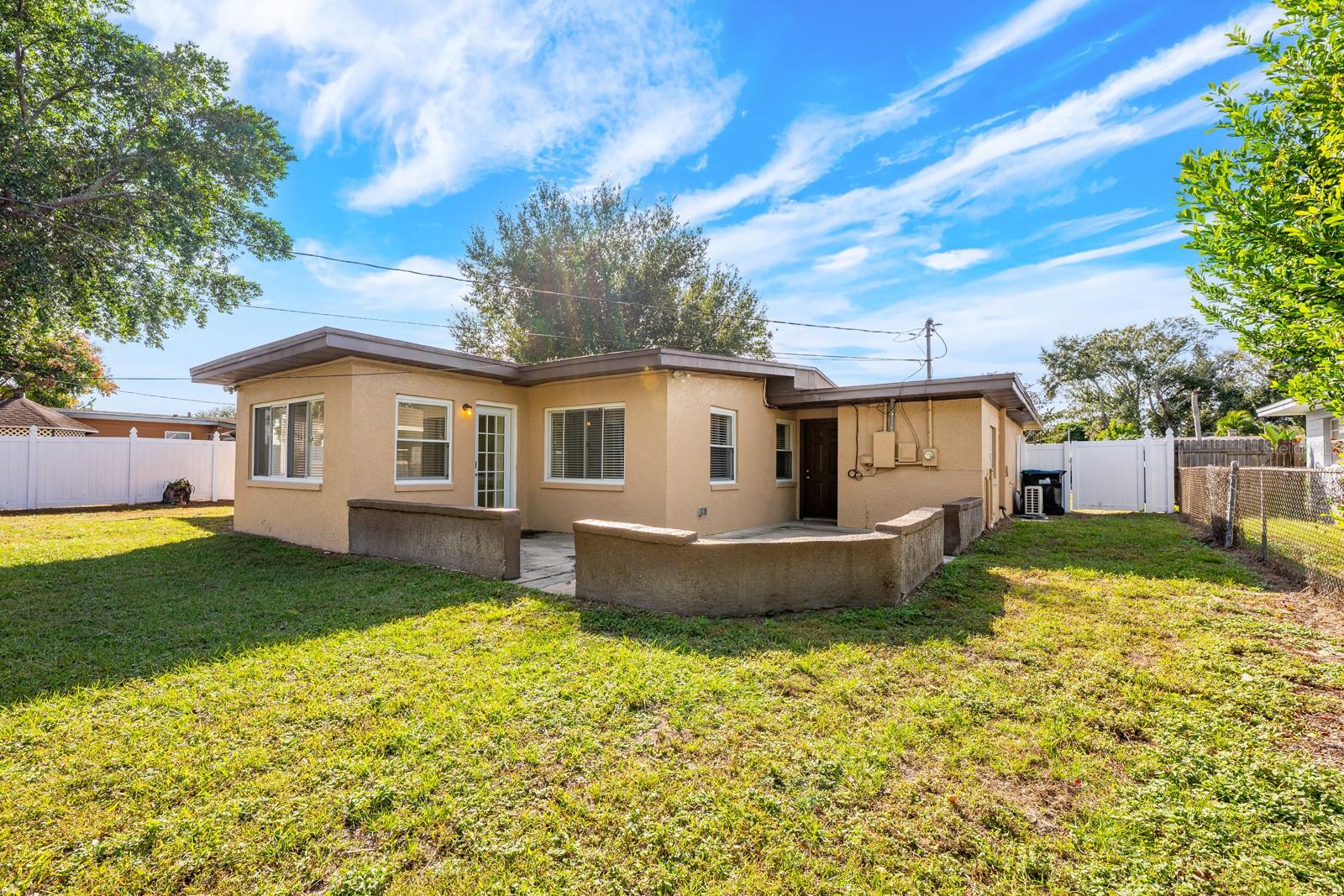 Image 27 of 34 For 1725 Marcia Drive