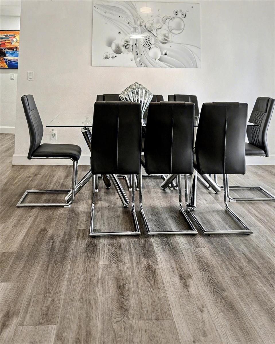 Image 17 of 29 For 6320 Cedar Street Ne