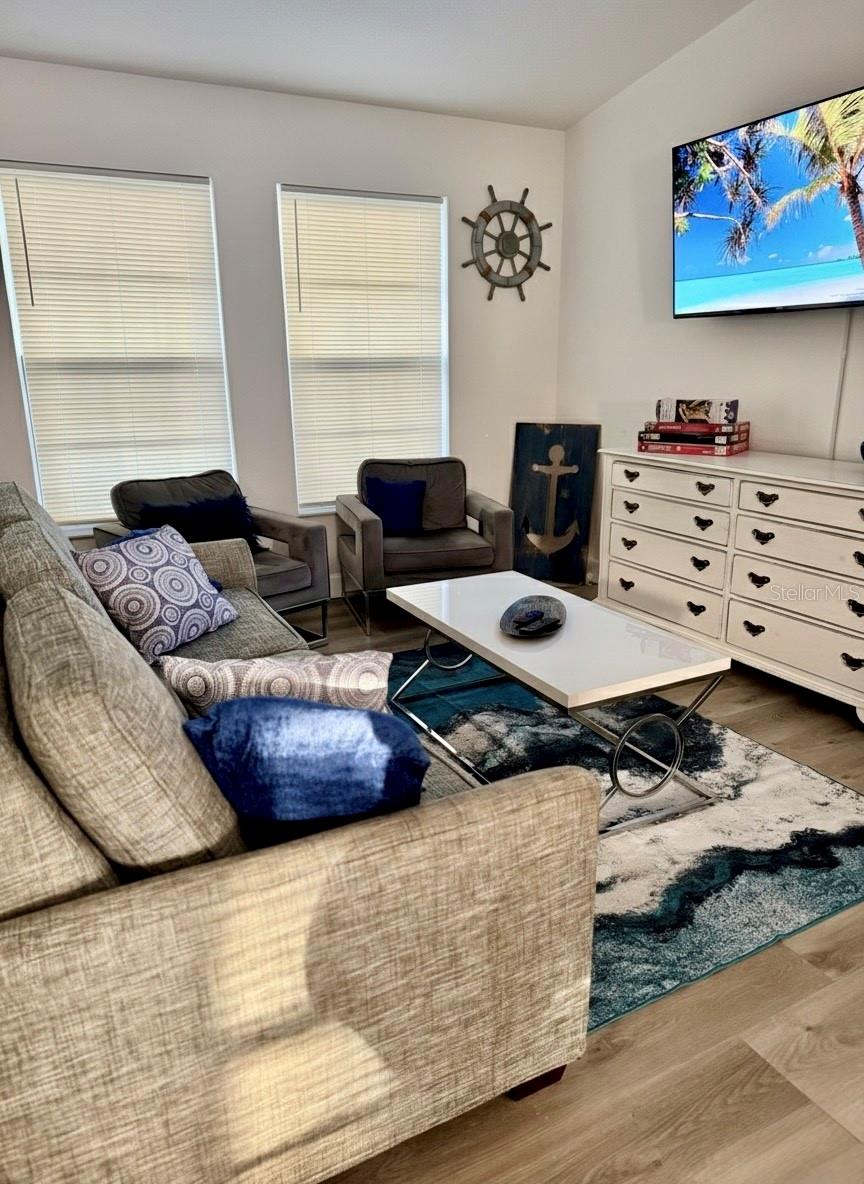 Image 6 of 29 For 6320 Cedar Street Ne