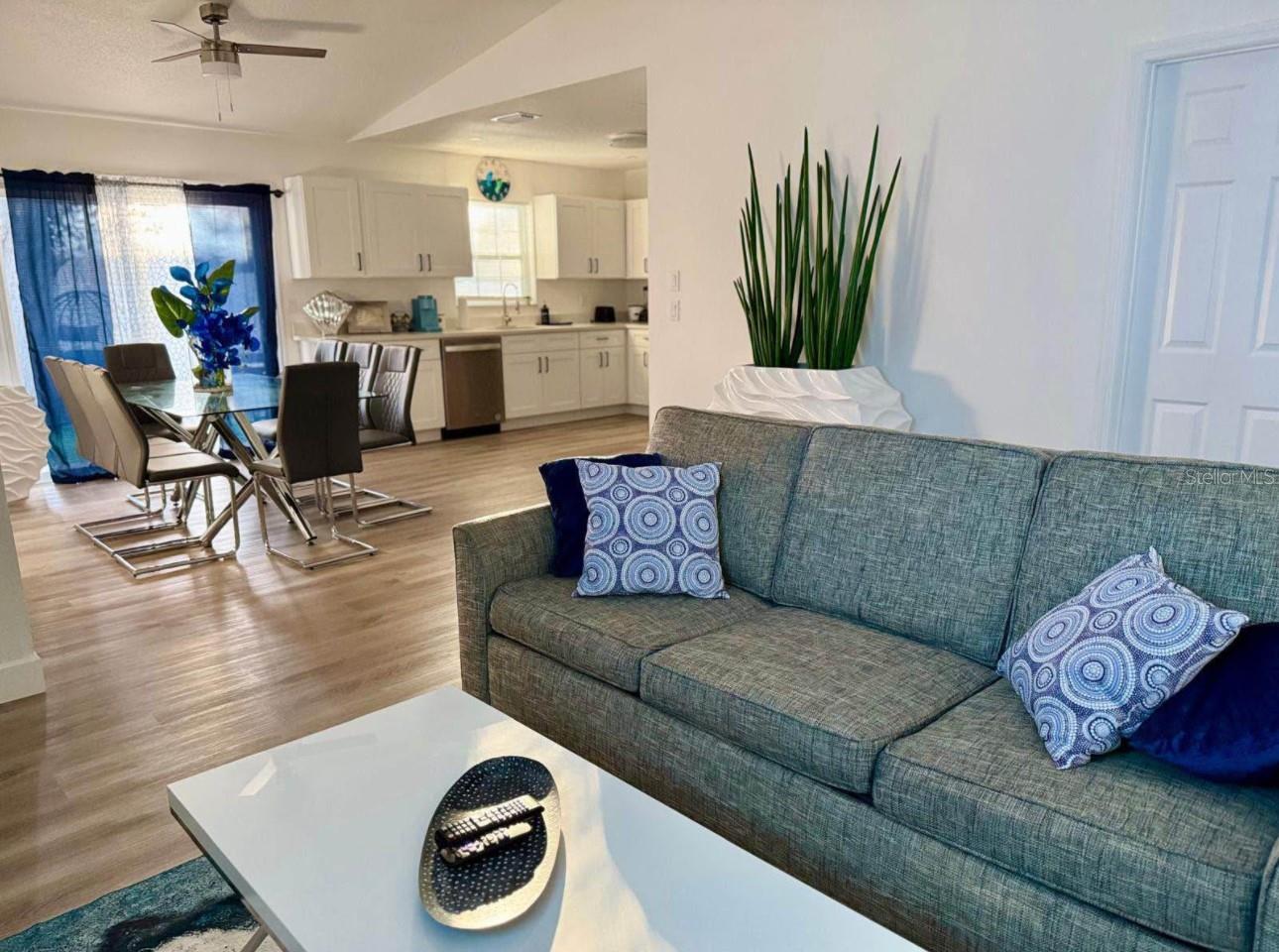 Image 8 of 29 For 6320 Cedar Street Ne