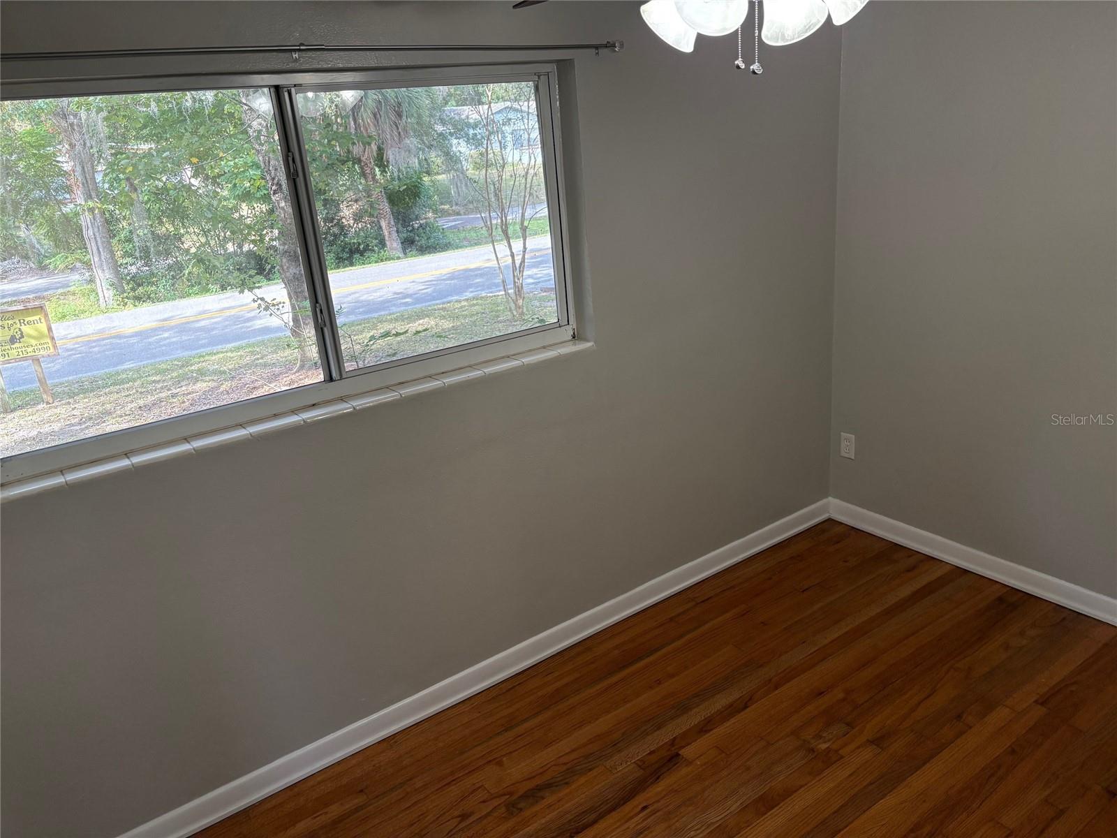 Image 9 of 13 For 401 36th Street