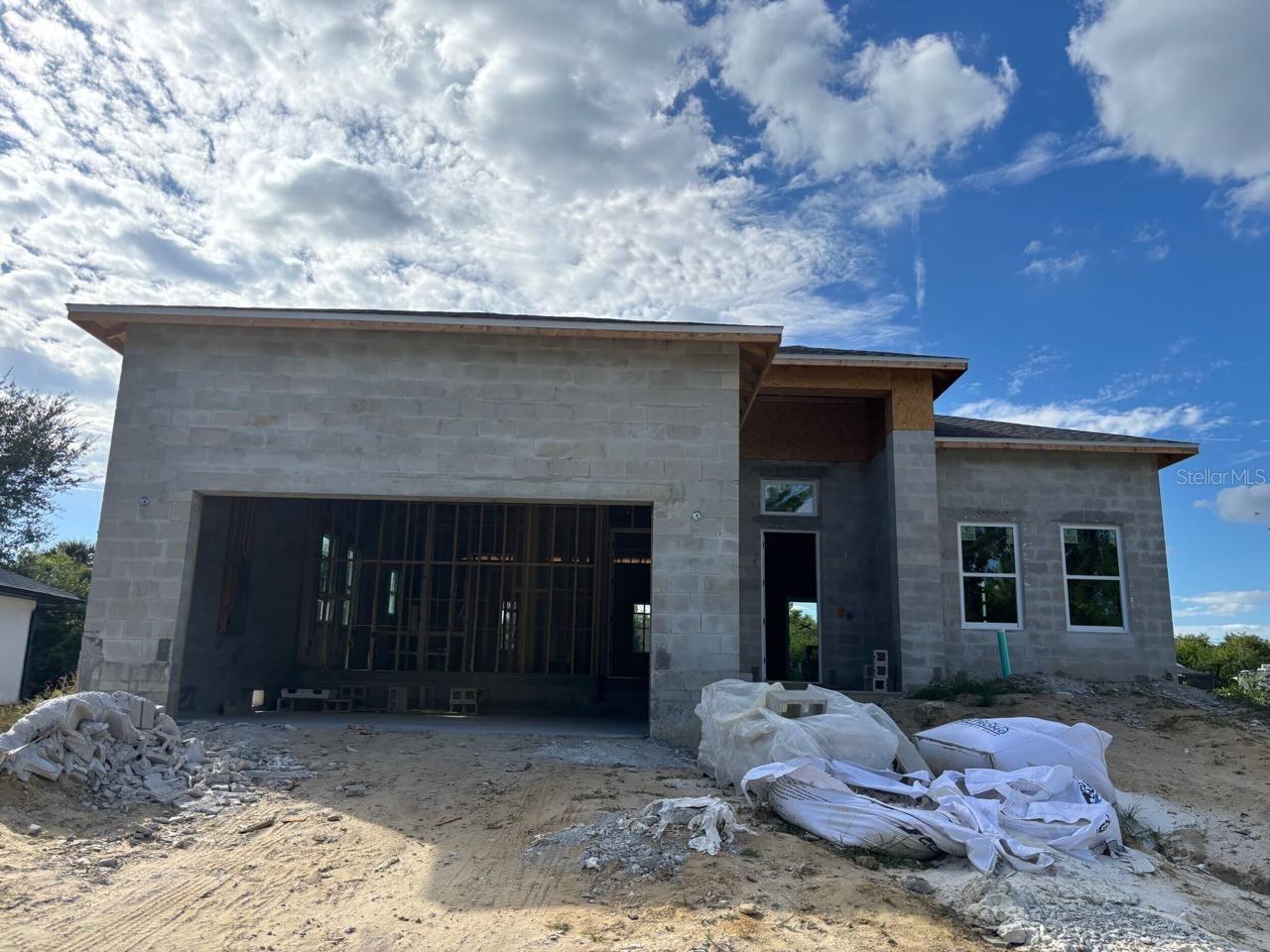 Image 2 of 5 For 310 Millport Street Nw