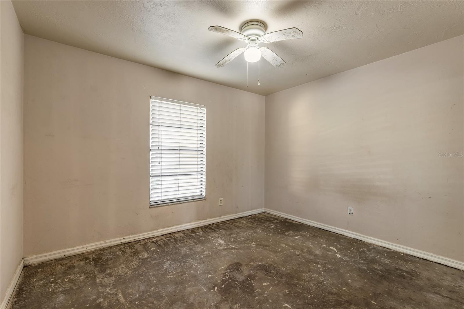 Image 14 of 26 For 1678 Espanola Avenue