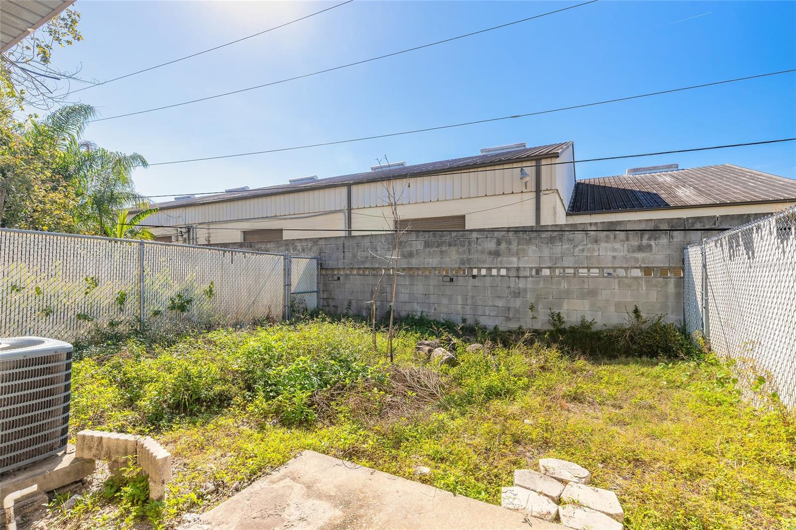 Image 16 of 26 For 1678 Espanola Avenue