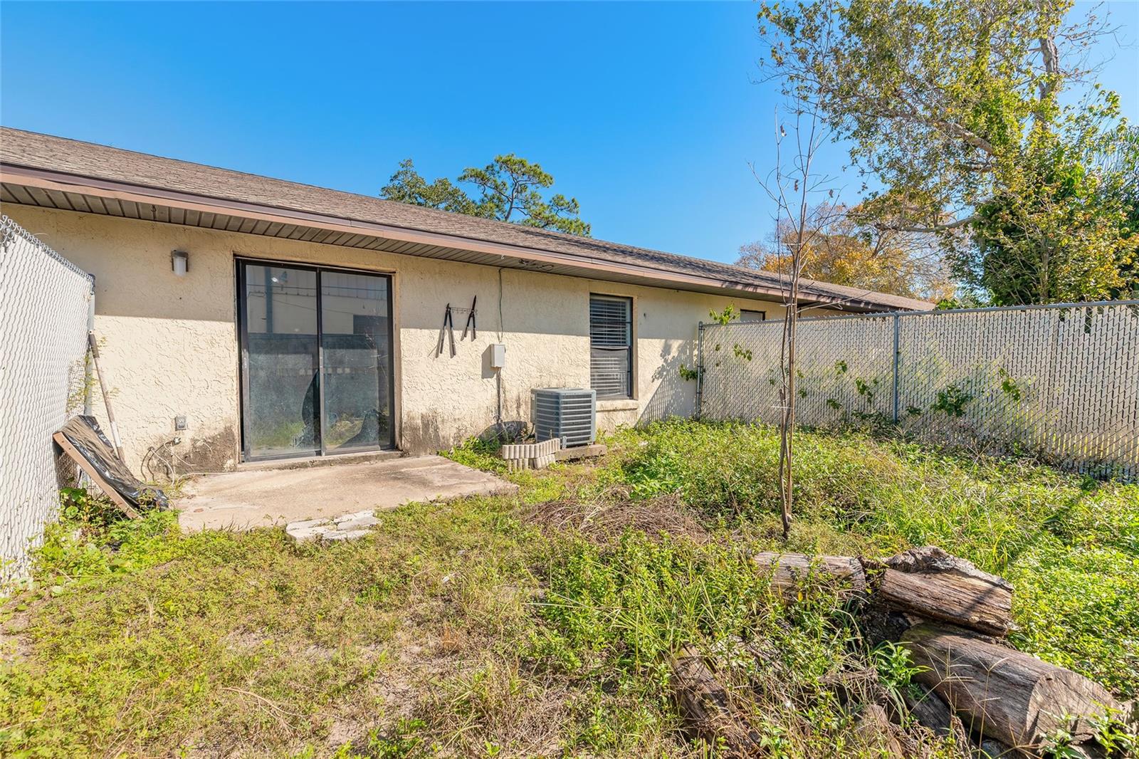 Image 17 of 26 For 1678 Espanola Avenue