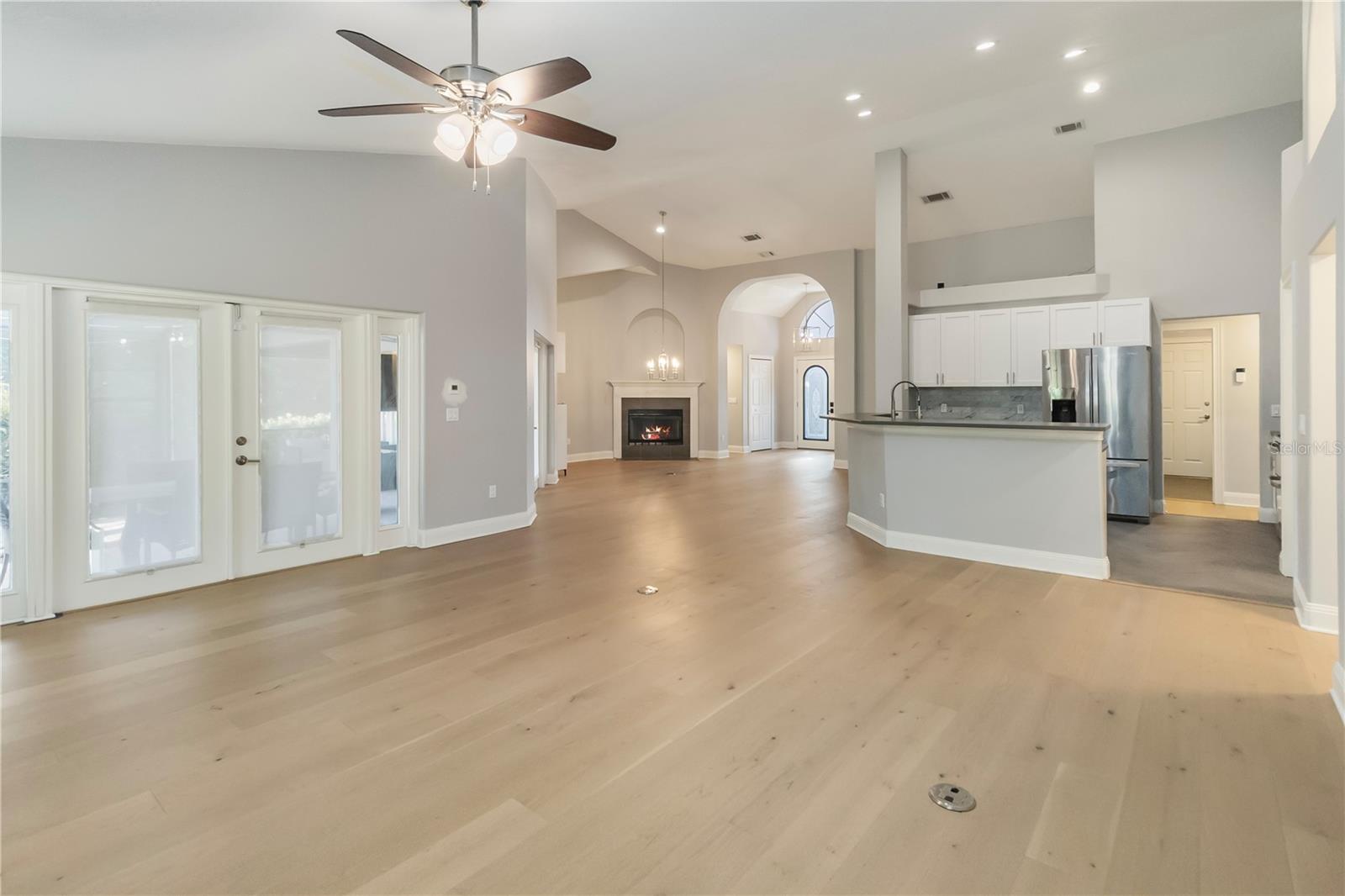 Image 11 of 55 For 449 Mandalay Road