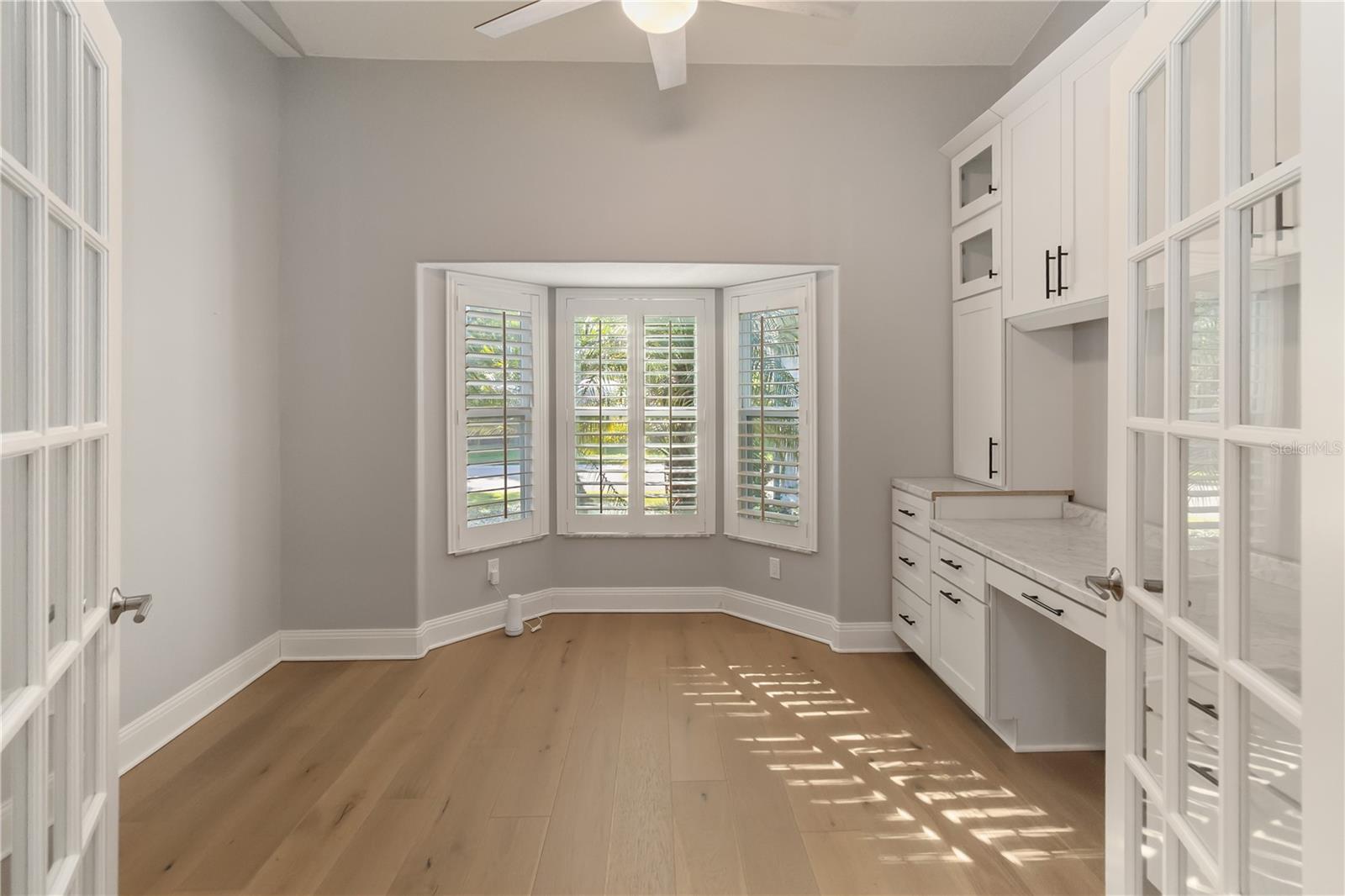 Image 16 of 55 For 449 Mandalay Road