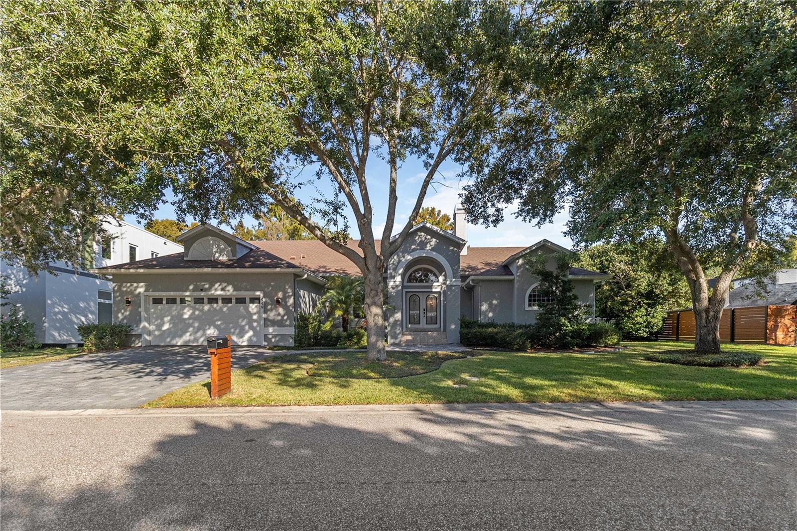 Image 3 of 55 For 449 Mandalay Road