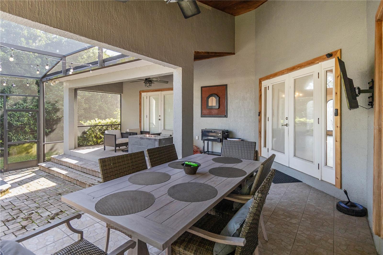 Image 31 of 55 For 449 Mandalay Road