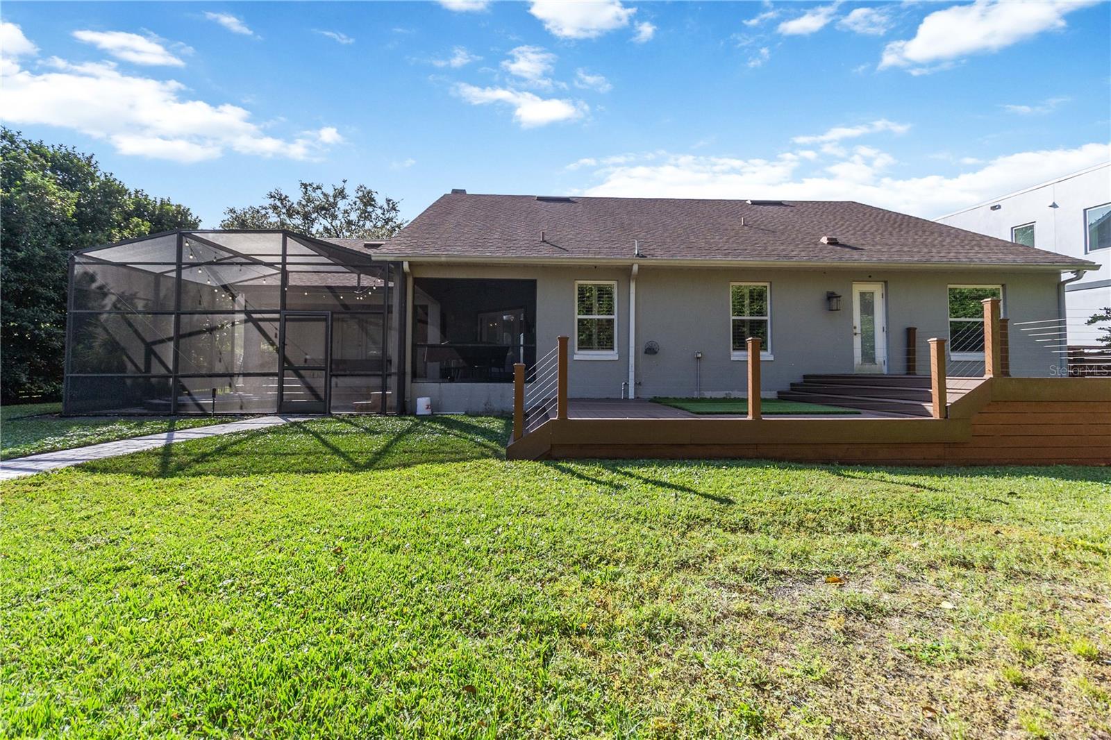 Image 32 of 55 For 449 Mandalay Road