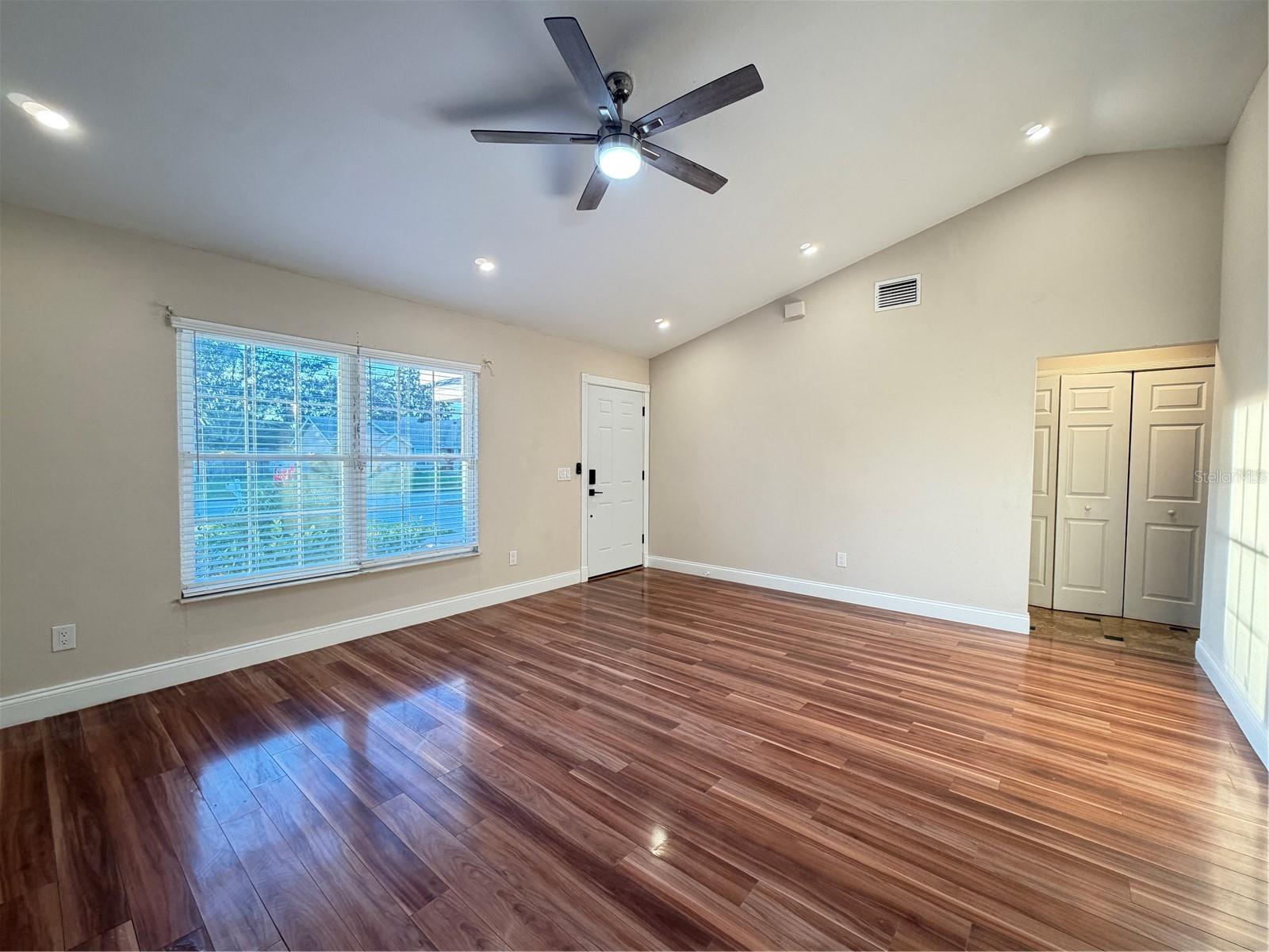 Image 11 of 36 For 221 Dempsey Way