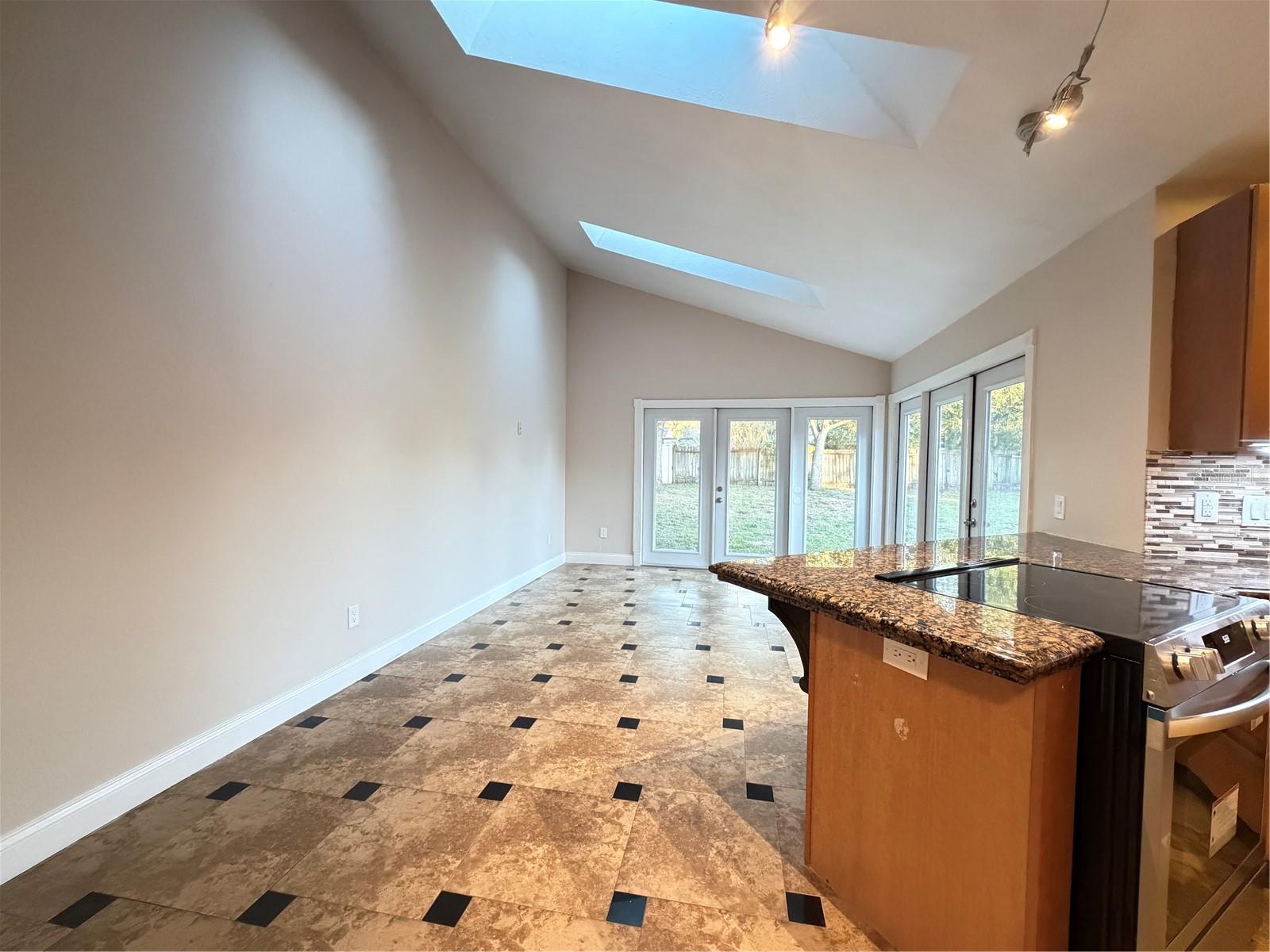 Image 8 of 36 For 221 Dempsey Way