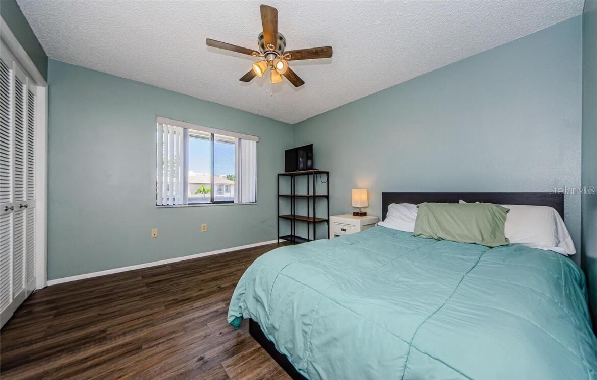 Image 13 of 18 For 124 Nina Way 24