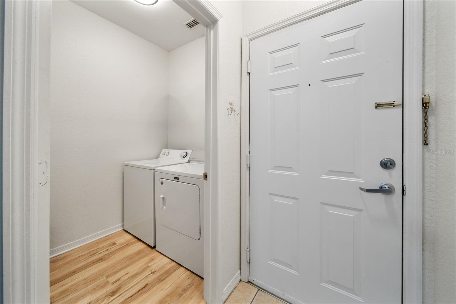 Image 4 of 29 For 8225 Claire Ann Drive 101