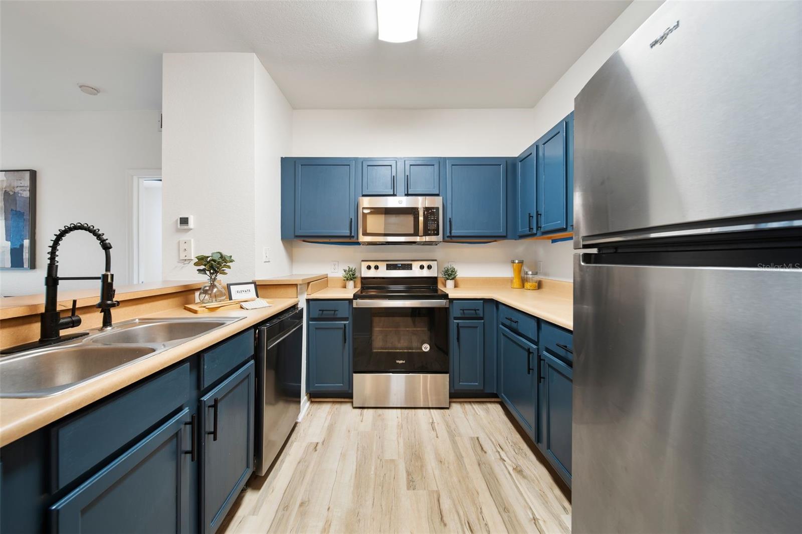 Image 7 of 29 For 8225 Claire Ann Drive 101