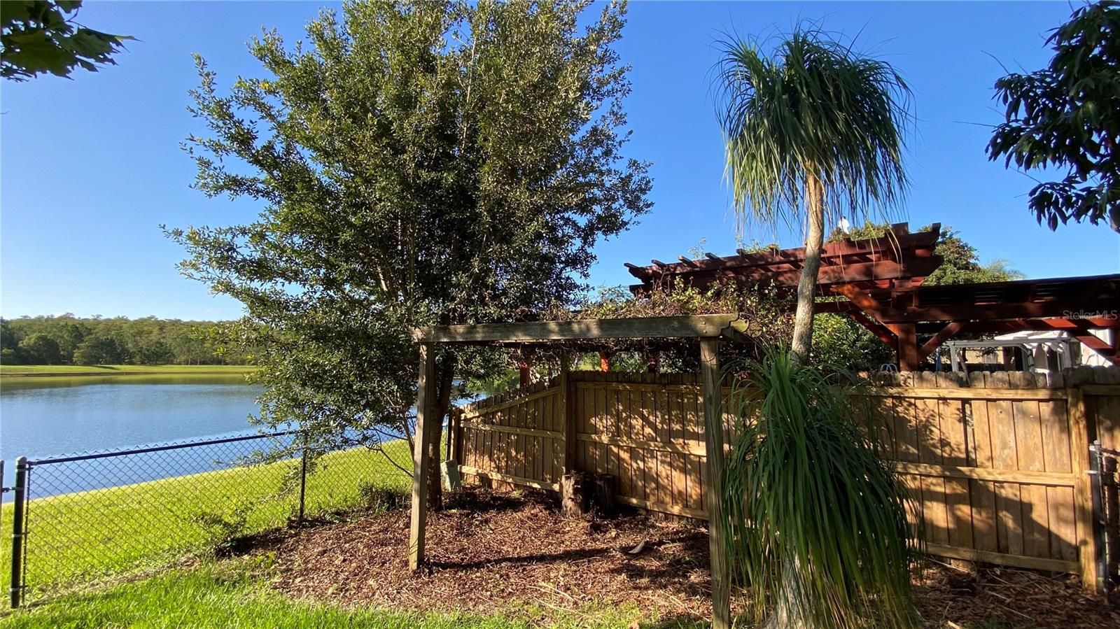 Image 32 of 34 For 1973 Tiptree Circle