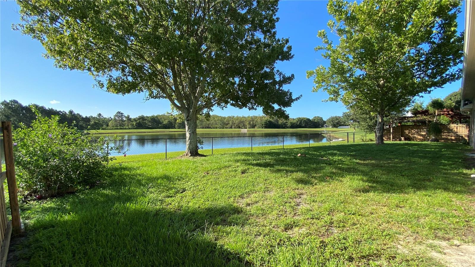 Image 4 of 34 For 1973 Tiptree Circle