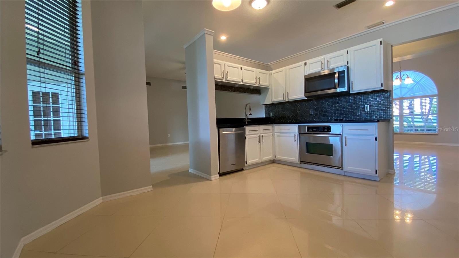 Image 9 of 34 For 1973 Tiptree Circle