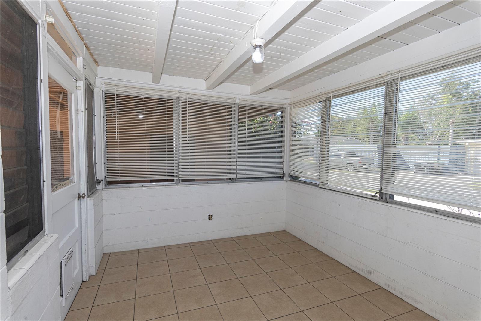 Image 19 of 20 For 776 Carew Avenue