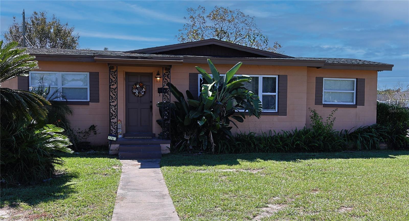 Image 2 of 20 For 776 Carew Avenue