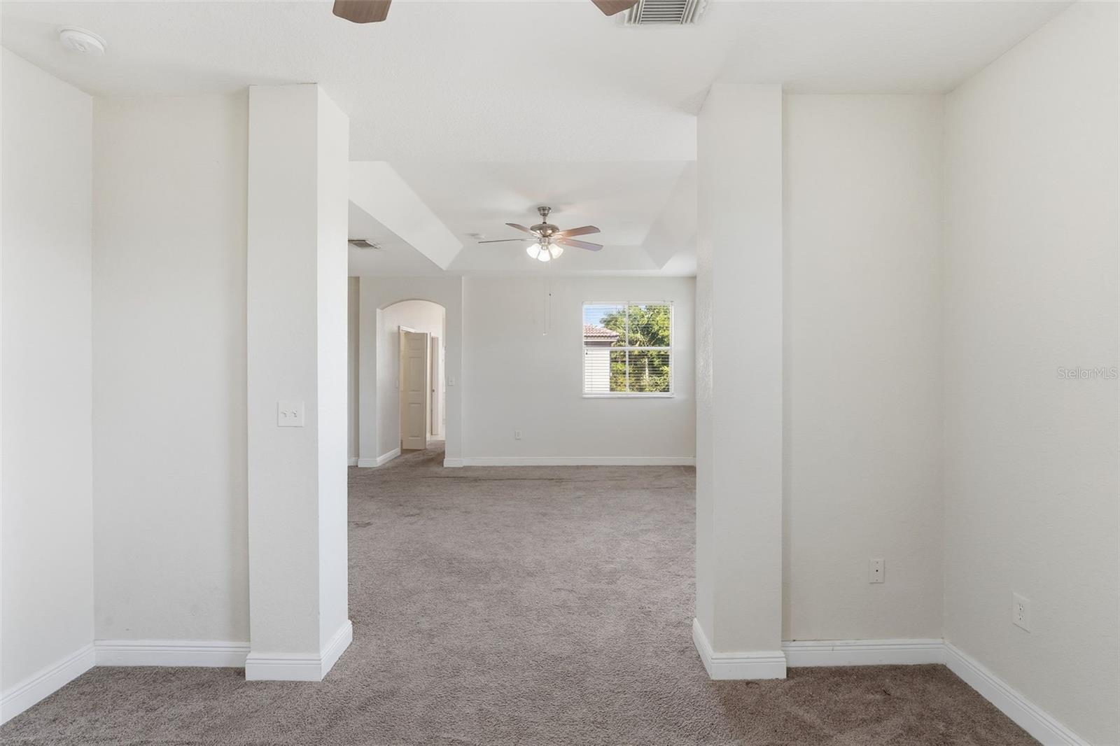 Image 14 of 37 For 12433 122nd Court